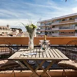Modern 3 Bedroom, 3 Bathroom Apartment For Rent Near Cannes Old Town Walking Distance To Palais - 2000