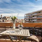Modern 3 Bedroom, 3 Bathroom Apartment For Rent Near Cannes Old Town Walking Distance To Palais - 2000